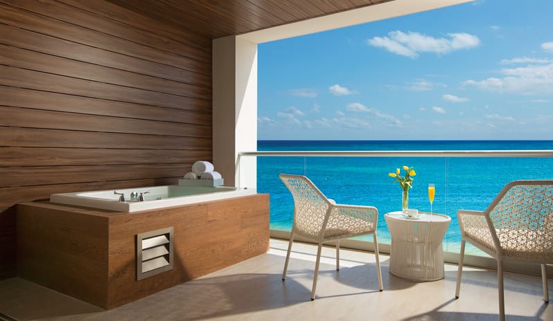 Breathless Riviera Cancun Resort & Spa-Xhale Club Junior Suite Ocean Front 4_11473